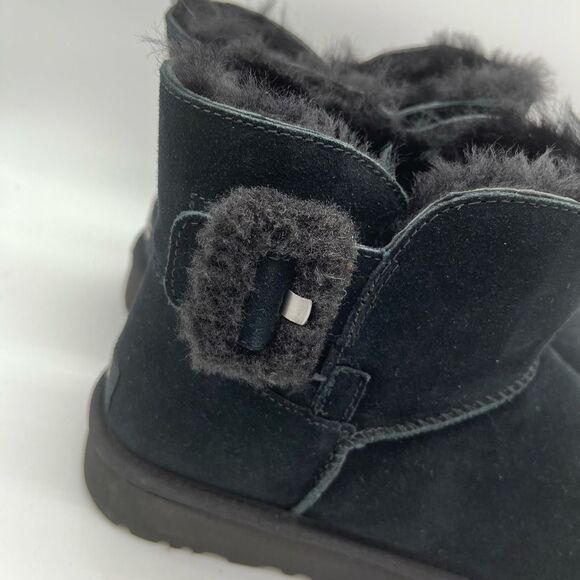 Ugg Mini Bailey Fluff Buckle Boot in Black Suede Leather and Shearling Womans 9 - Picture 3 of 9